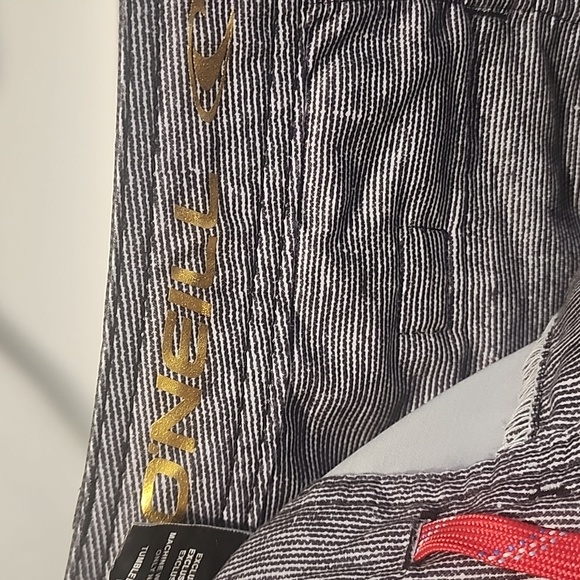 34 O'Neill hybrid shorts - Picture 3 of 6